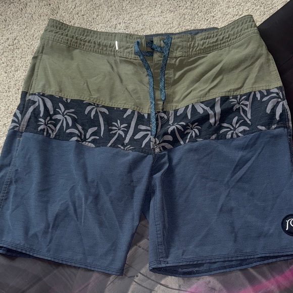Quiksilver Olive and Navy Board Shorts - Picture 1 of 7